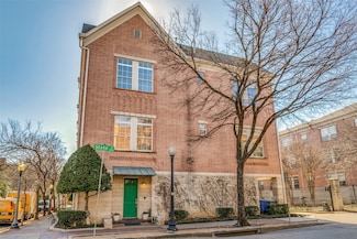 2335 Worthington St, Dallas, TX 75204