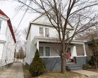 963 Maple Ave, Schenectady, NY 12307