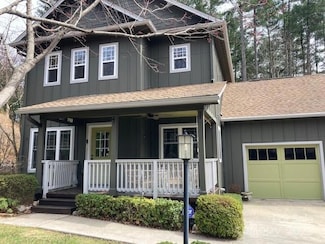 17 Sapling Ln, Waynesville, NC 28786