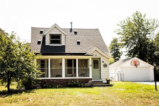 90 E 39th St, Holland, MI 49423