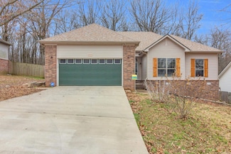 2013 N Hills Dr, Cabot, AR 72023