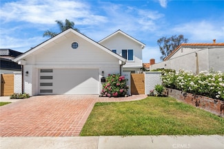 121 The Masters Cir, Costa Mesa, CA 92627