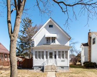 2721 Emmaus Ave, Zion, IL 60099