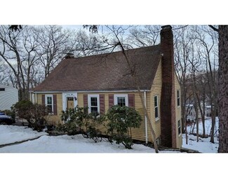 78 Roundwood Rd, Newton Upper Falls, MA 02464