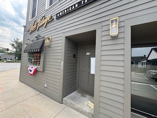 15 Commonwealth Ave Unit 5, Concord, MA 01742