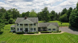 202 North Rd, Chester, NJ 07930