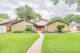 1324 Broadmoor Ln, Irving, TX 75061