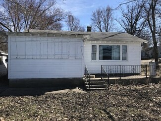 6 Ems R4e1 Ln, Pierceton, IN 46562