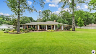 6 Deerwood St, Texarkana, TX 75503