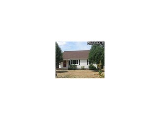 142 Spring St, Gnadenhutten, OH 44629