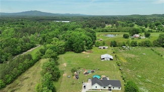 481 Fairview Rd NW, Calhoun, GA 30701