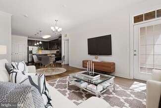 3160 John Glenn St Unit 405, Herndon, VA 20171