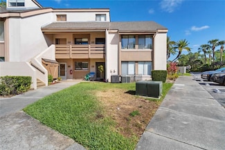 440 Orienta Point St, Altamonte Springs, FL 32701