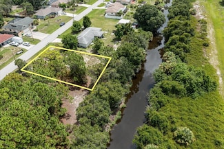 10485 Greenway Ave, Englewood, FL 34224