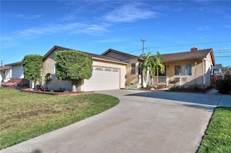 2306 W 177th St, Torrance, CA 90504