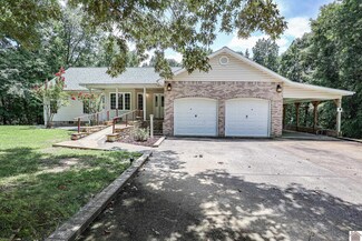 609 Malcolms Point Rd, Cadiz, KY 42211