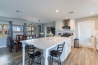 3002 E Mitchell Dr, Phoenix, AZ 85016