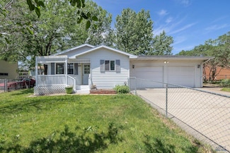 2439 Sprucewood St, Rapid City, SD 57703