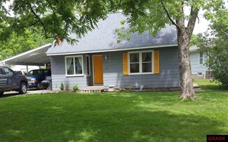 130 Haynes St, Mankato, MN 56001