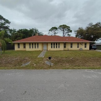2002 Avienda Ave, Fort Pierce, FL 34946