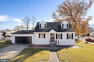 392 Walnut Ave, Gloucester City, NJ 08030