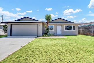 19745 Hemlock Ln, Lemoore, CA 93245