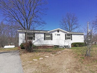 481 Lake Dr, White Cloud, MI 49349