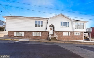 500 W Lloyd St, Shenandoah, PA 17976