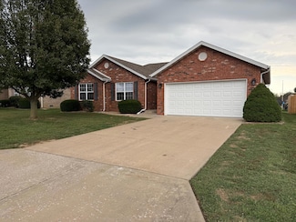 4426 W Normal St, Springfield, MO 65802