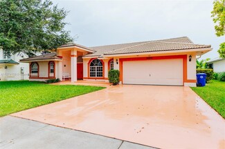731 SW 94th Terrace, Pembroke Pines, FL 33025
