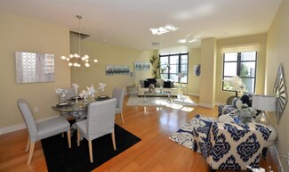 120 S 1st St, Campbell, CA 95008