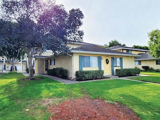 610 W Hemlock St, Port Hueneme, CA 93041