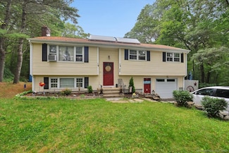 25 Ridgewood Rd, Willington, CT 06279