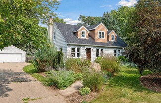 2110 W 105th St, Minneapolis, MN 55431