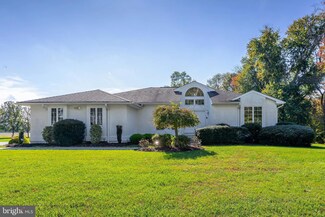 150 Colson Ln, Mullica Hill, NJ 08062