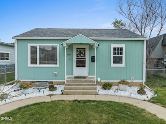 508 6th Ave W, Williston, ND 58801