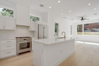 1503 Newton St Unit B, Austin, TX 78704