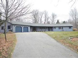 69 Voter Hill Rd, Wilton, ME 04294