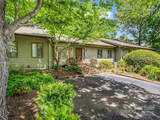 26 Hunting Country Trail, Tryon, NC 28782