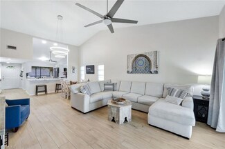 15400 Cedarwood Ln Unit 1-201, Naples, FL 34110
