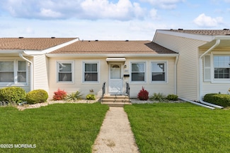 160 Rue de St Germaine Unit C, Freehold, NJ 07728