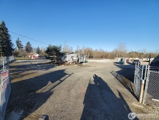 8315 Waller Rd E, Tacoma, WA 98443