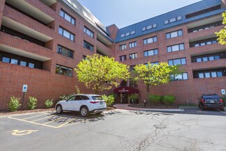 101 Summit Ave Unit 514, Park Ridge, IL 60068