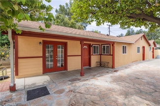 7343 Owensmouth Ave, Canoga Park, CA 91303