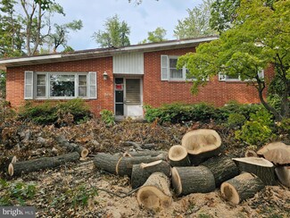 2336 Thornton Rd, Harrisburg, PA 17109