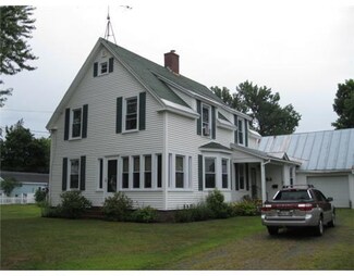 11 Chandler St, Skowhegan, ME 04976