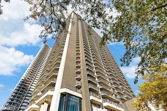 6007 N Sheridan Rd Unit 32K, Chicago, IL 60660