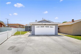 6838 Severn Dr, Paramount, CA 90723