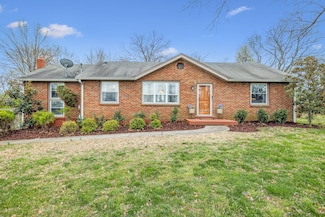 1115 Massman Dr, Nashville, TN 37217
