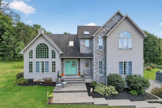 1 Summer Dr, Newburgh, NY 12550